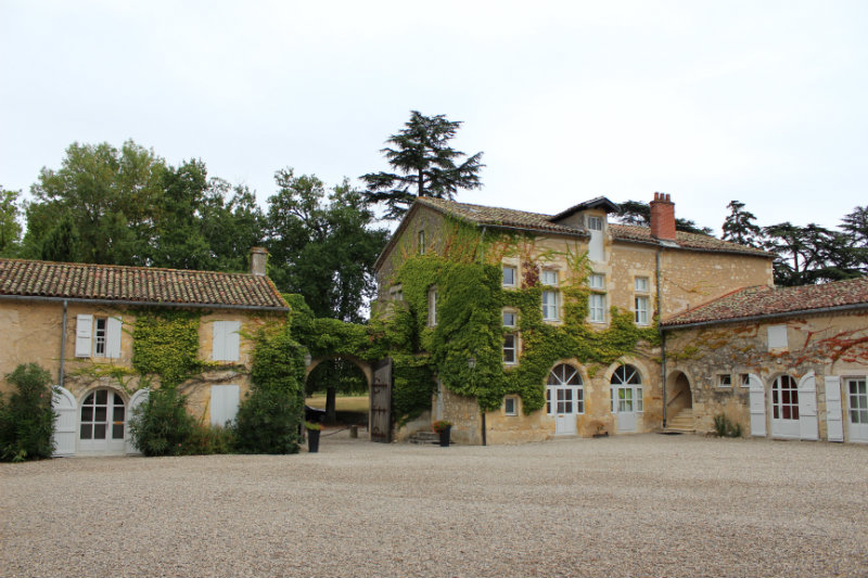 Cour du Château de Mons - Armagnac